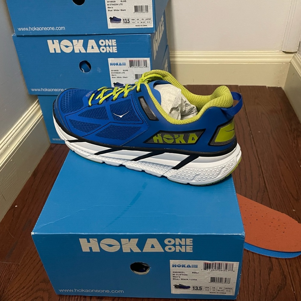 COPY - Men Hoka Shoes only in 13.5